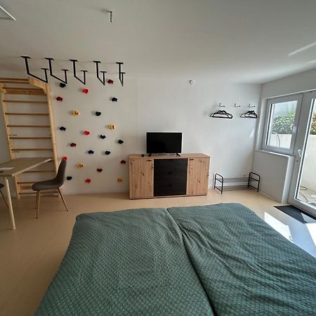 Inspirierendes Sport-Motto-Zimmer In Bad Friedrichshall Naehe Lidl Audi 外观 照片